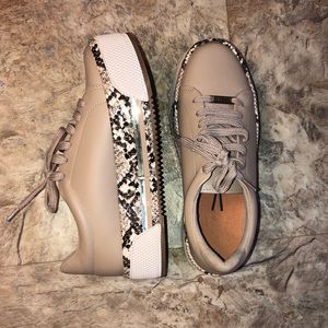 Snakeskin platform sneakers